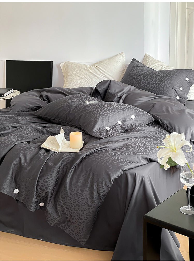 Silky Leopard Buttoned Bedding Set / Baby Pink