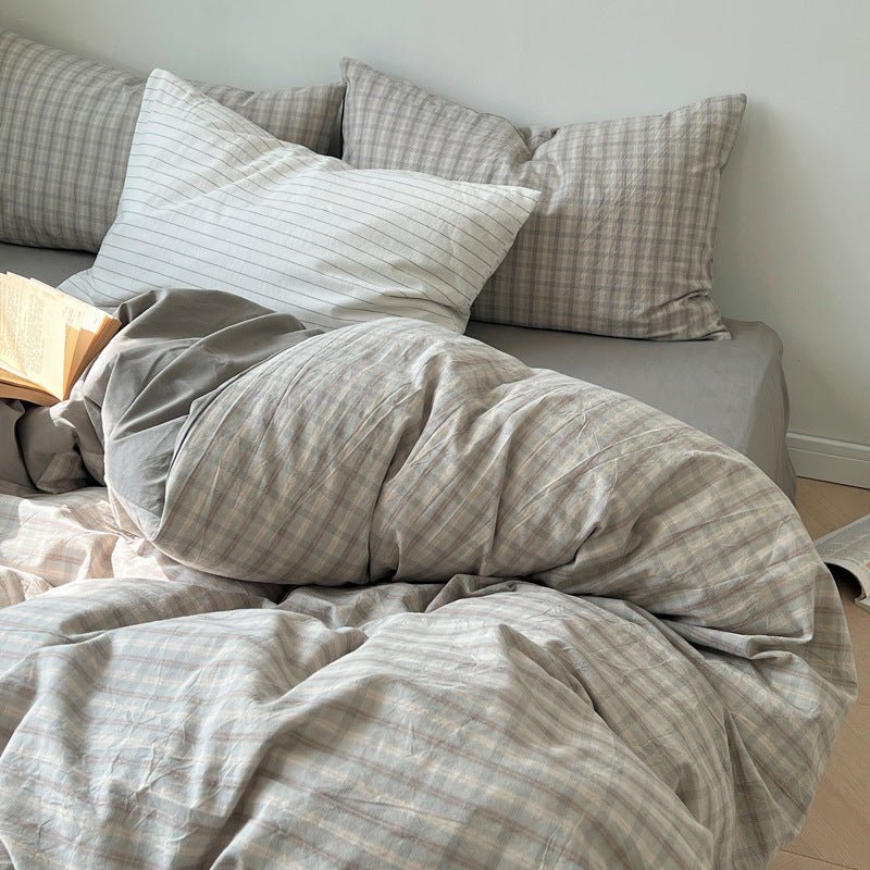 Soft Blend Plaid Bedding Set / Blue